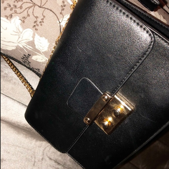 Black Purse. - Picture 2 of 5